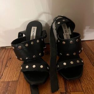 Steve Madden sandals